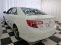 Super White - Camry LE Photo No. 19