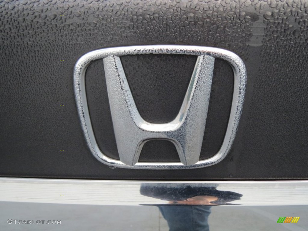 2011 Civic DX-VP Sedan - Polished Metal Metallic / Gray photo #16