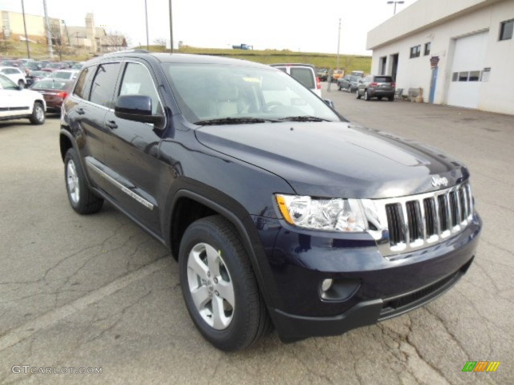 2013 Grand Cherokee Laredo X Package 4x4 - True Blue Pearl / Dark Graystone/Medium Graystone photo #4