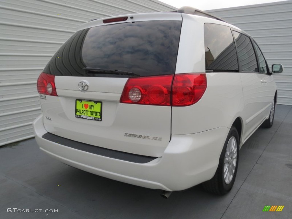 2010 Sienna XLE - Blizzard Pearl Tricoat / Taupe photo #3