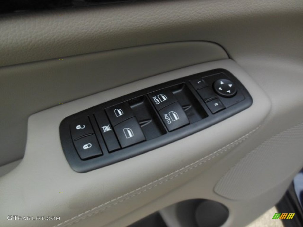2013 Grand Cherokee Laredo X Package 4x4 - True Blue Pearl / Dark Graystone/Medium Graystone photo #15