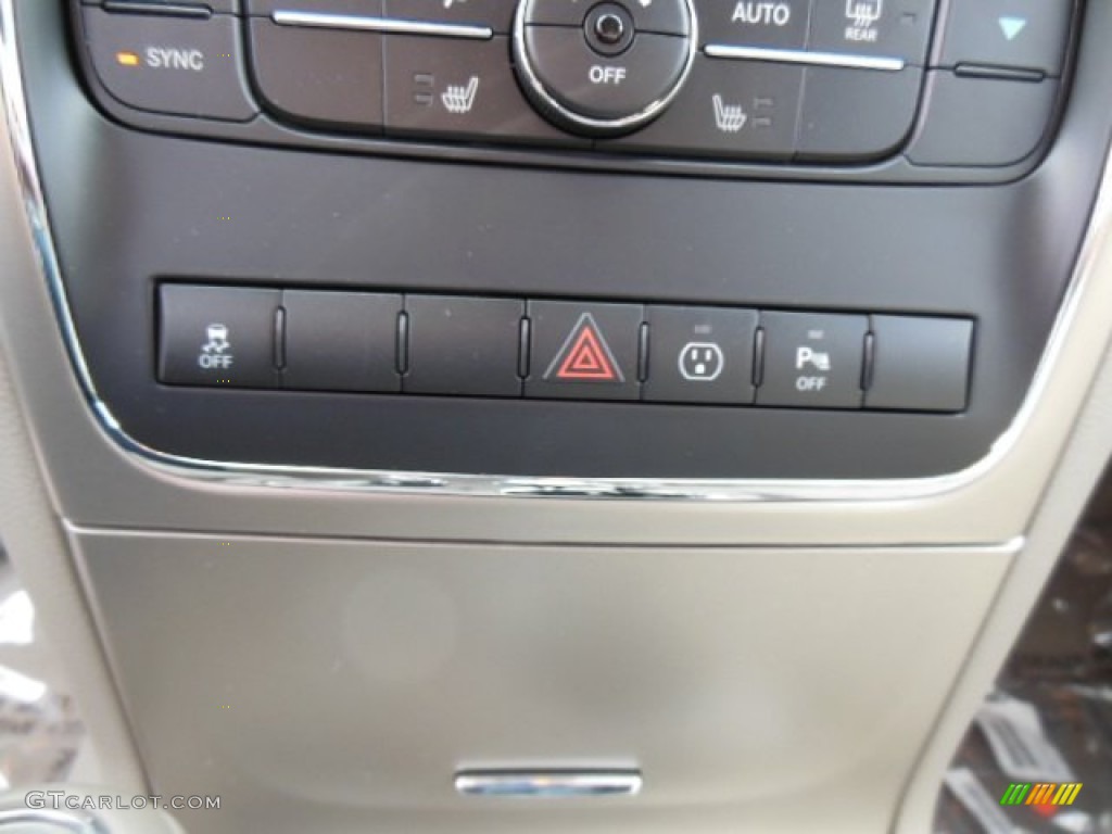 2013 Grand Cherokee Laredo X Package 4x4 - True Blue Pearl / Dark Graystone/Medium Graystone photo #18