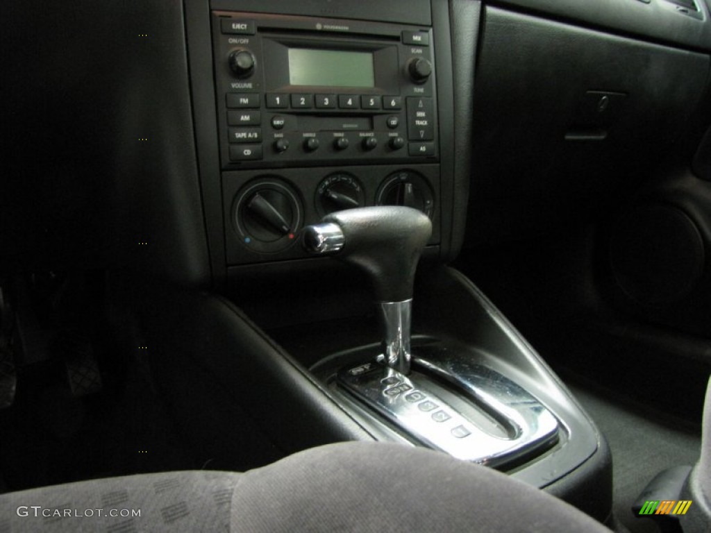 2002 Jetta GLS Sedan - Baltic Green / Black photo #22