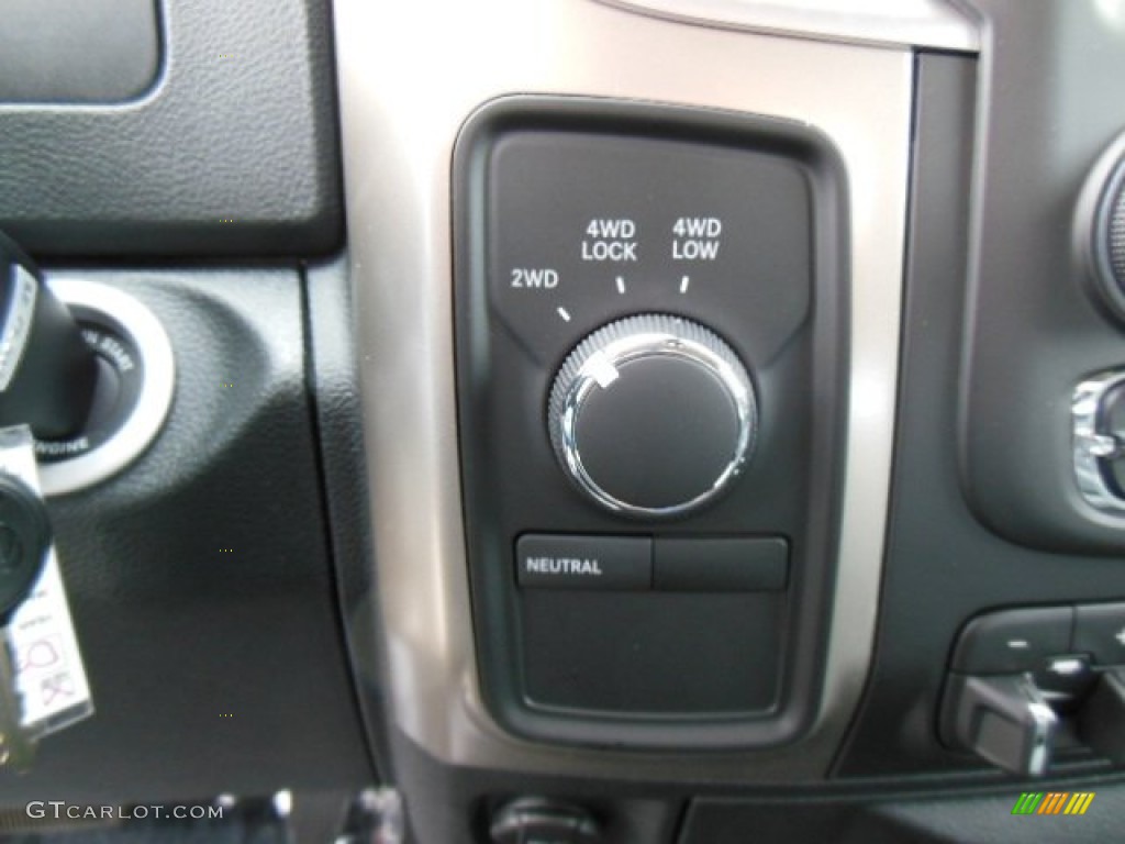 2013 Ram 1500 Outdoorsman Quad Cab 4x4 Controls Photo #74205567