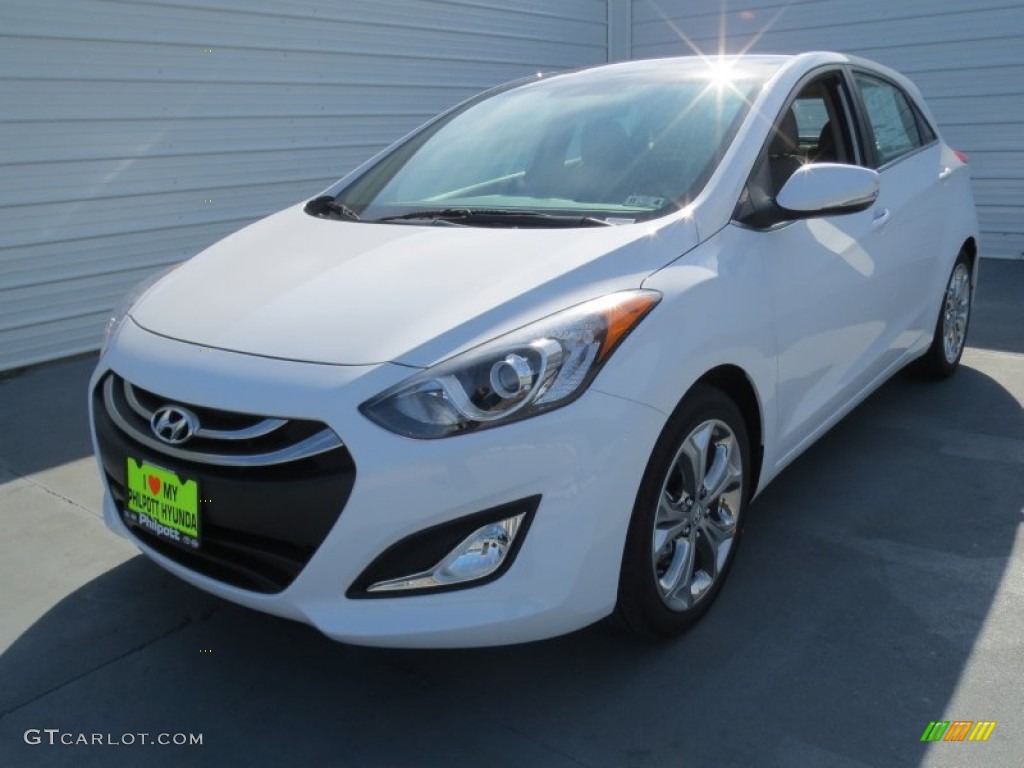 2013 Elantra GT - Monaco White / Beige photo #6