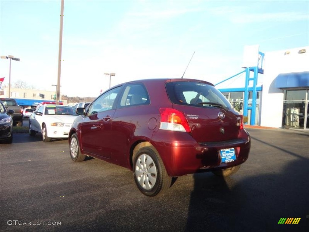2009 Yaris 3 Door Liftback - Carmine Red Metallic / Dark Charcoal photo #3
