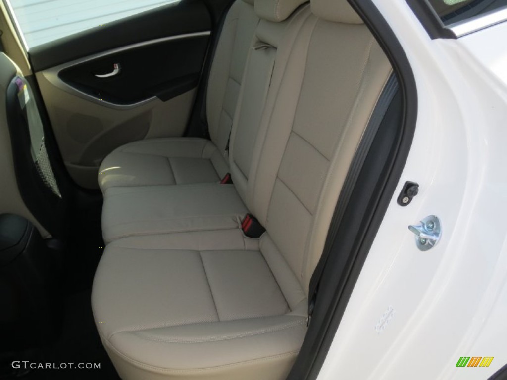 2013 Elantra GT - Monaco White / Beige photo #19