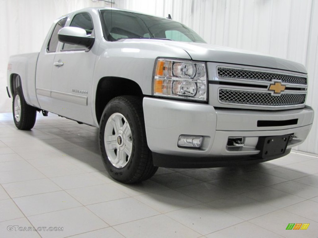 Silver Ice Metallic 2013 Chevrolet Silverado 1500 LT Extended Cab 4x4 Exterior Photo #74206402