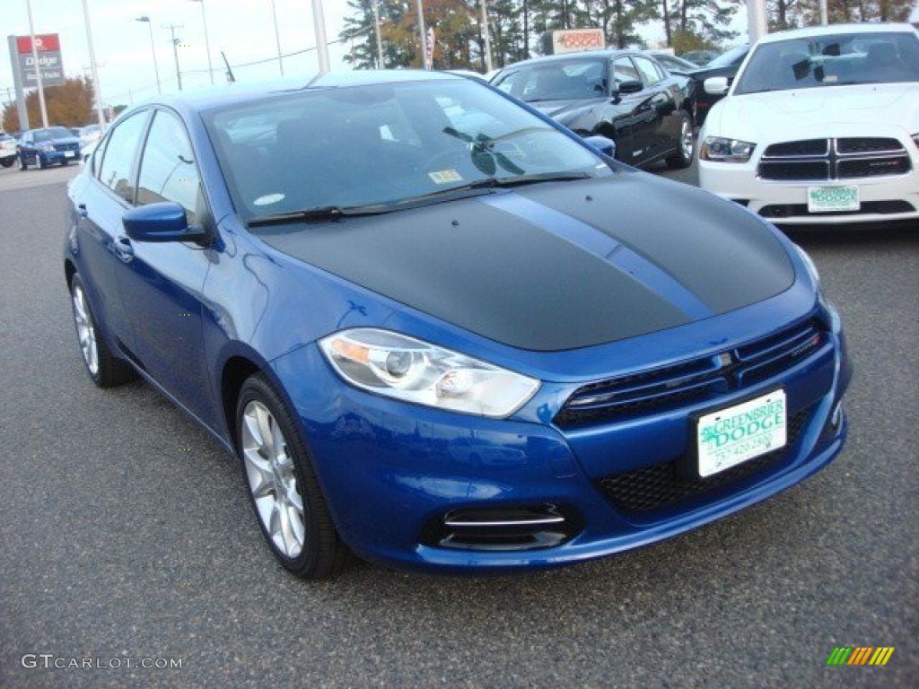 2013 Dart SXT - Blue Streak Pearl Coat / Black photo #7