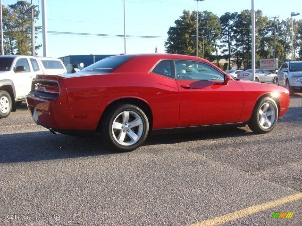 2013 Challenger R/T - Redline 3-Coat Pearl / Dark Slate Gray photo #3