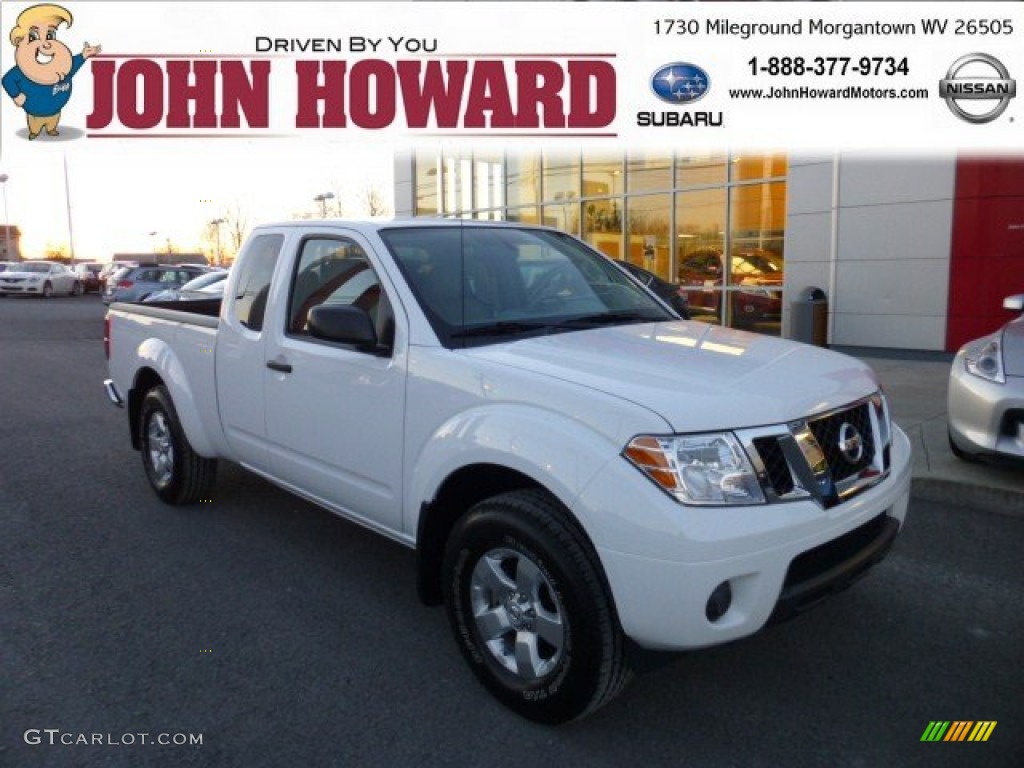 2012 Frontier SV V6 King Cab 4x4 - Avalanche White / Beige photo #1