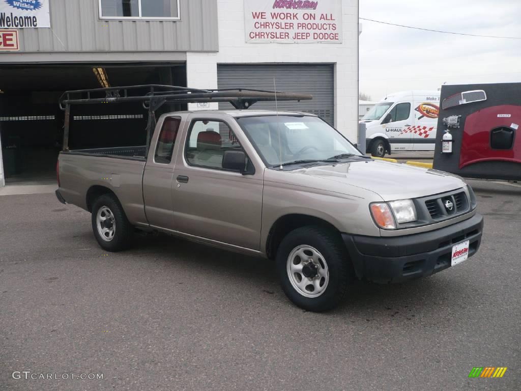 2000 Frontier XE Extended Cab - Sand Dune / Beige photo #3