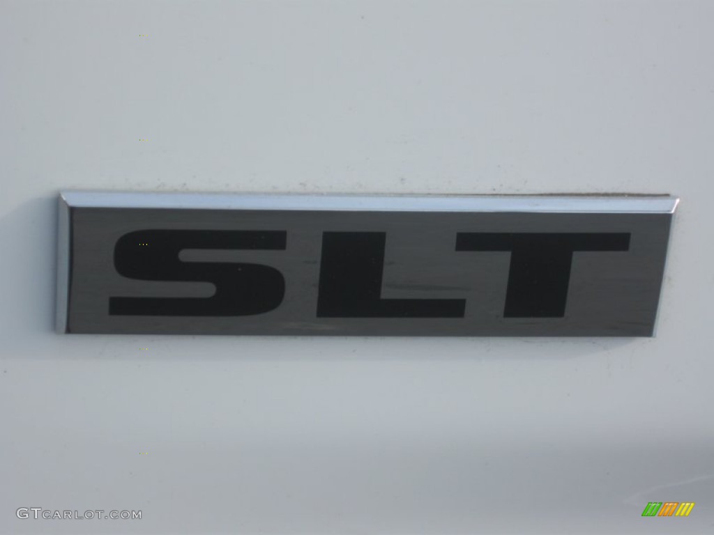 2012 Ram 1500 SLT Quad Cab - Bright White / Dark Slate Gray/Medium Graystone photo #29