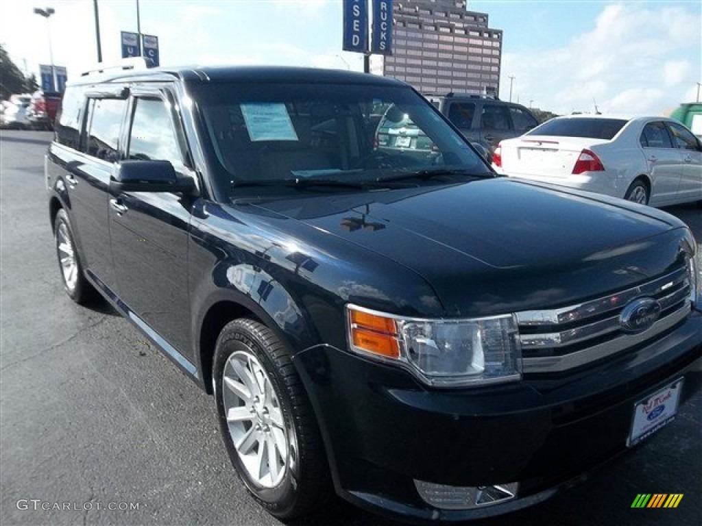 Dark Ink Blue Metallic Ford Flex