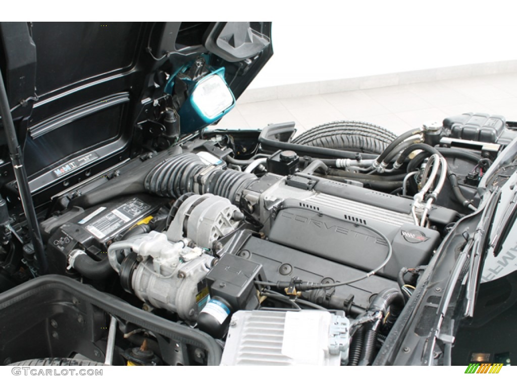 1994 Chevrolet Corvette Convertible 5.7 Liter OHV 16-Valve LT1 V8 Engine Photo #74223215