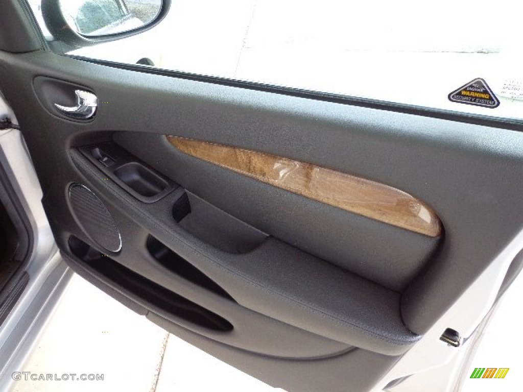 2003 X-Type 2.5 - Platinum Silver Metallic / Charcoal photo #11