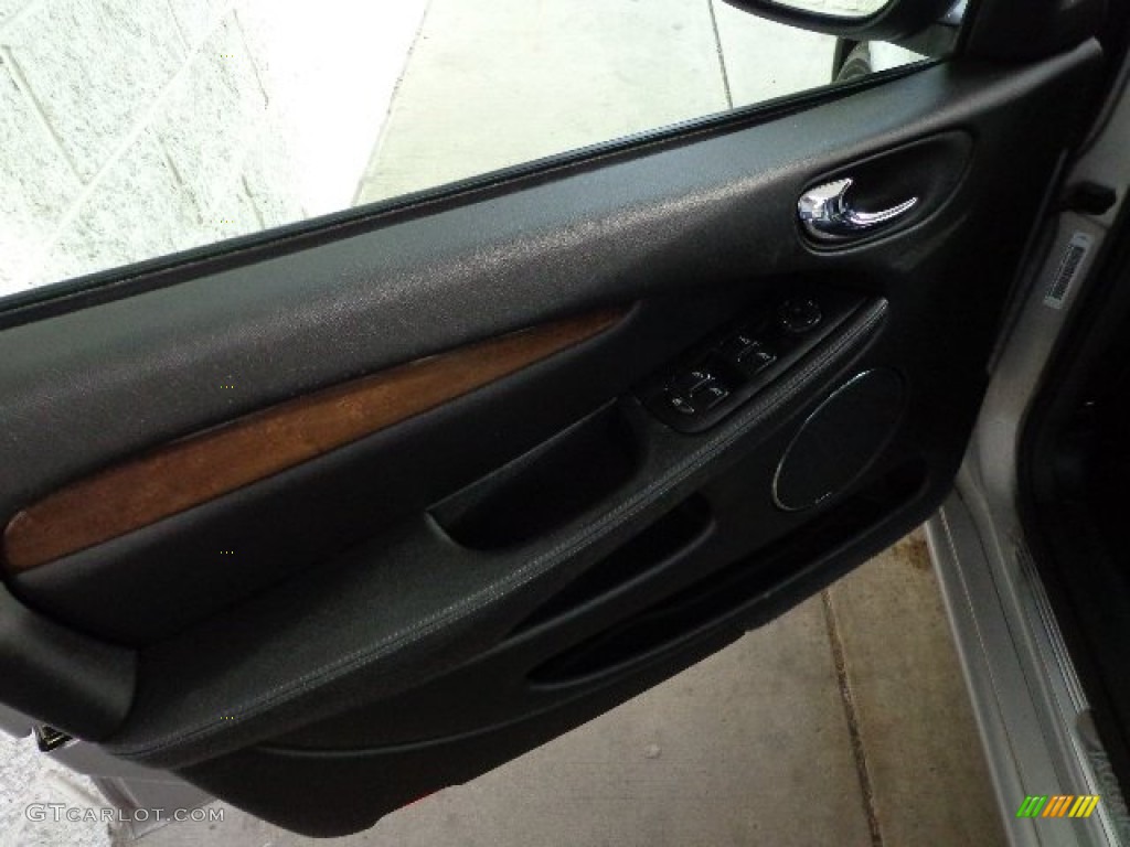 2003 X-Type 2.5 - Platinum Silver Metallic / Charcoal photo #16