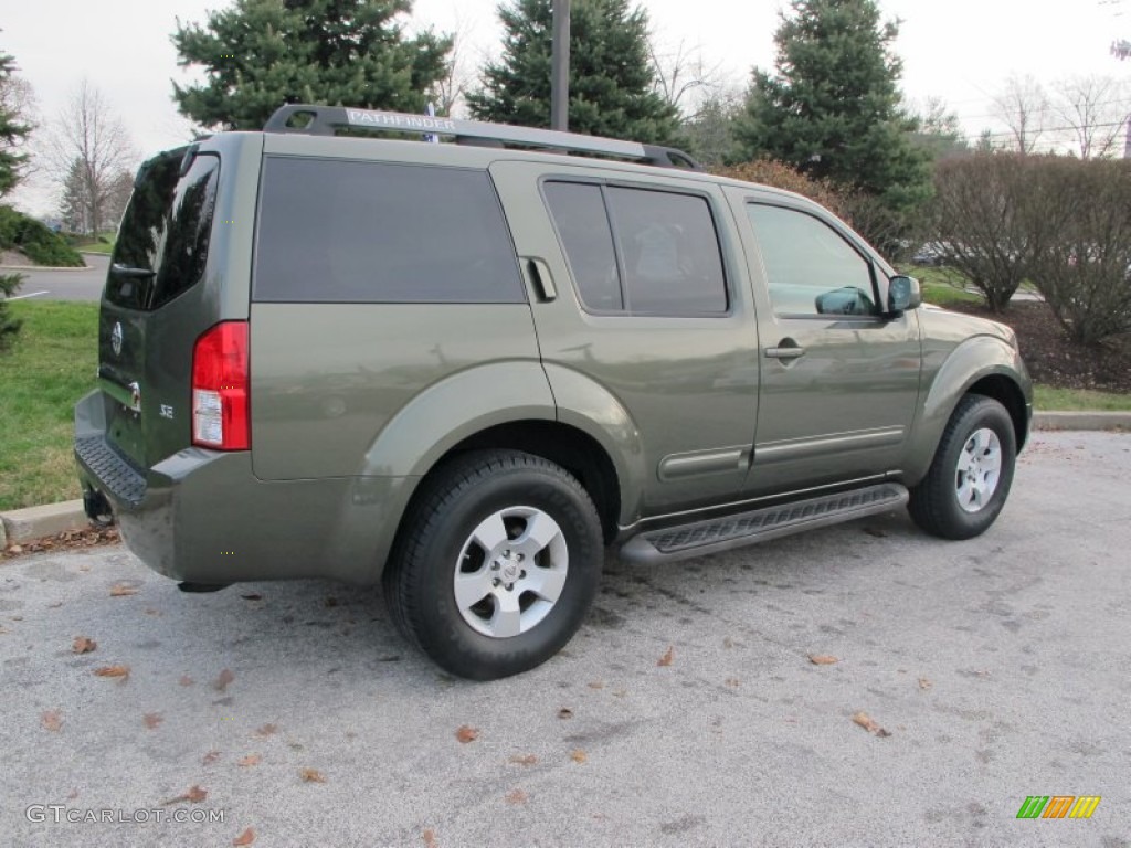 2005 Pathfinder SE 4x4 - Canteen Green Metallic / Desert photo #6