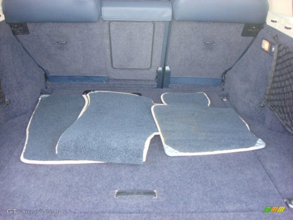 2010 Land Rover Range Rover HSE Trunk Photo #74229164