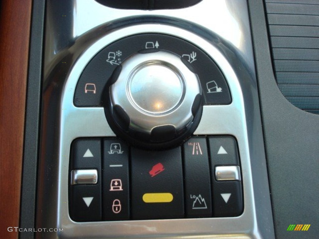 2010 Land Rover Range Rover HSE Controls Photo #74229365
