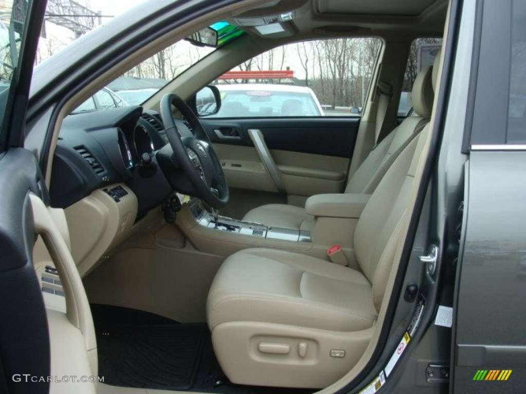 Sand Beige Interior 2012 Toyota Highlander SE 4WD Photo #74231419