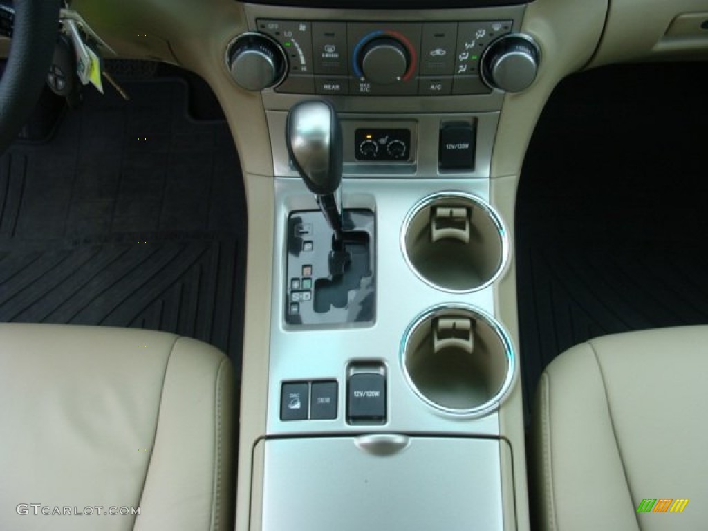 2012 Toyota Highlander SE 4WD Transmission Photos