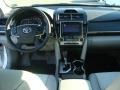 Super White - Camry XLE Photo No. 9