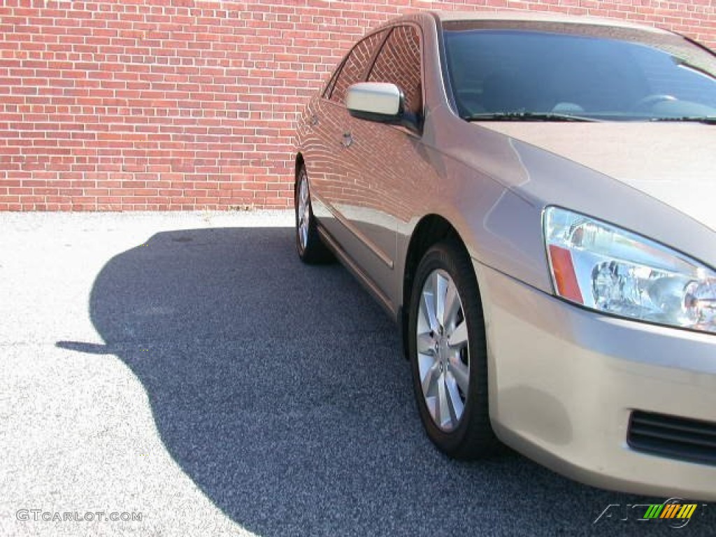 2006 Accord EX-L V6 Sedan - Desert Mist Metallic / Ivory photo #10