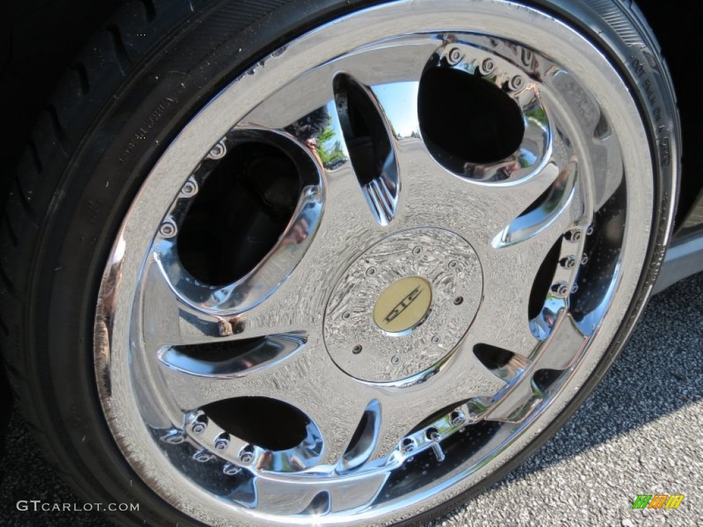 2004 Chevrolet Impala Standard Impala Model Custom Wheels Photo #74233025