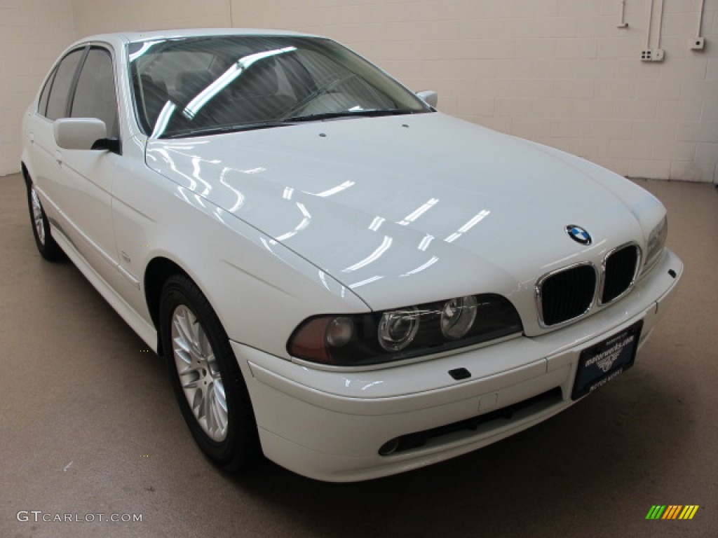 2003 5 Series 530i Sedan - Alpine White / Sand Beige photo #1