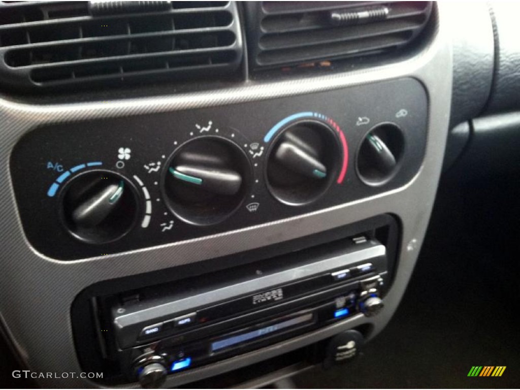 2002 Dodge Neon SXT Controls Photo #74238494