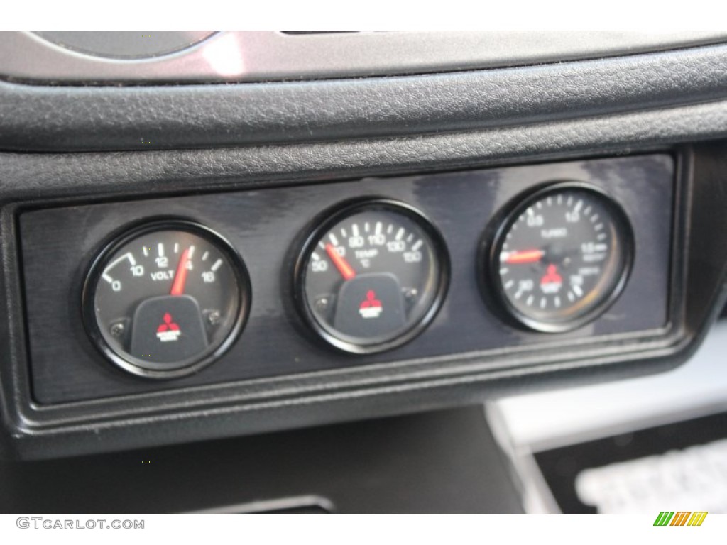 2003 Mitsubishi Lancer Evolution VIII Gauges Photo #74238644