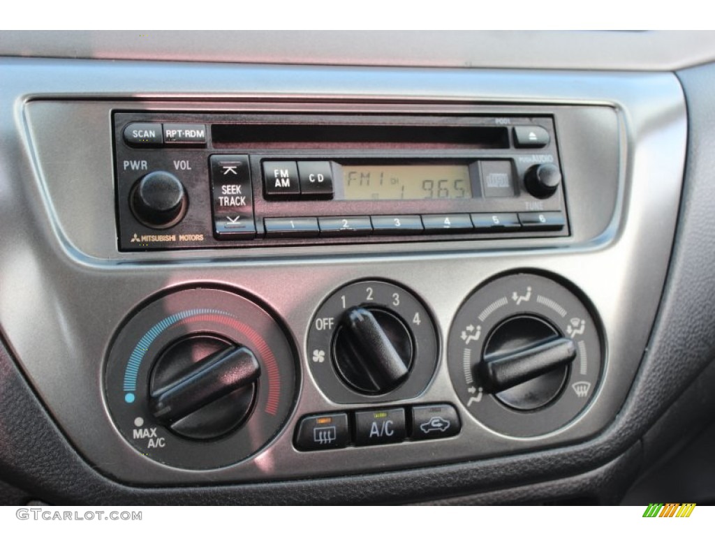 2003 Mitsubishi Lancer Evolution VIII Controls Photo #74238671