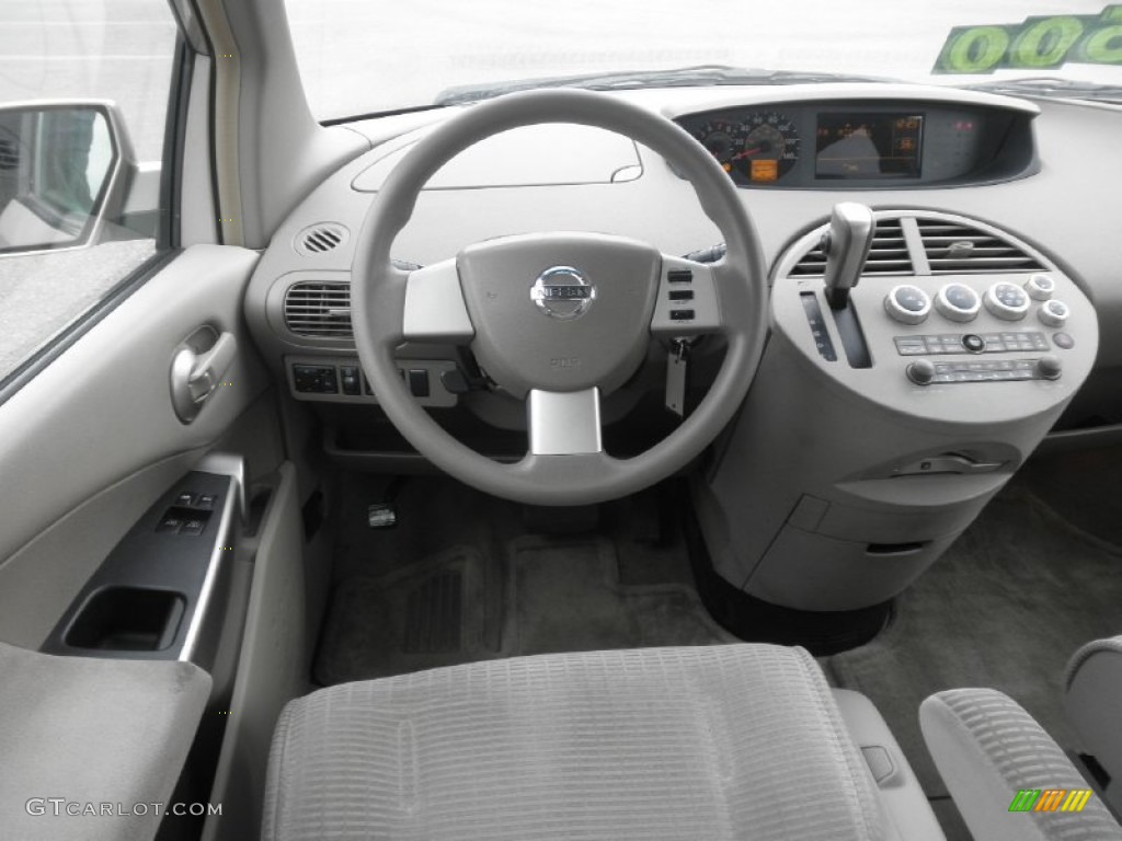 2004 Quest 3.5 S - Coral Sand Metallic / Gray photo #13