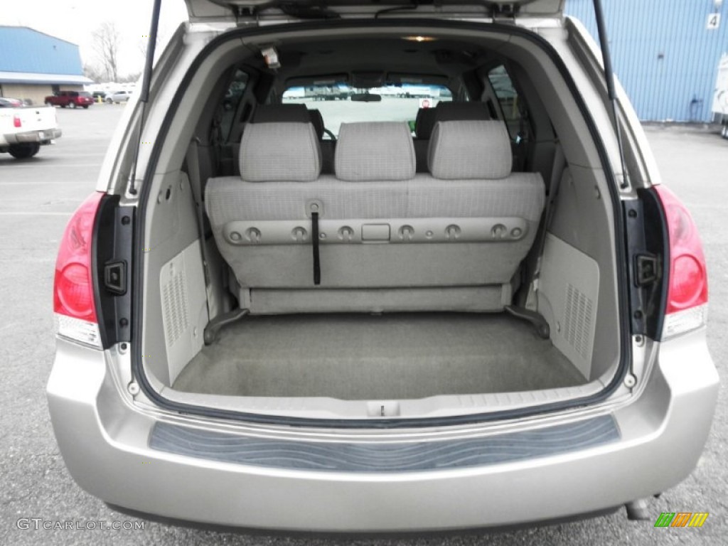 2004 Quest 3.5 S - Coral Sand Metallic / Gray photo #17