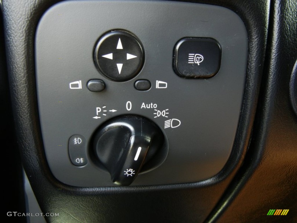 2006 Mercedes-Benz G 55 AMG Controls Photos