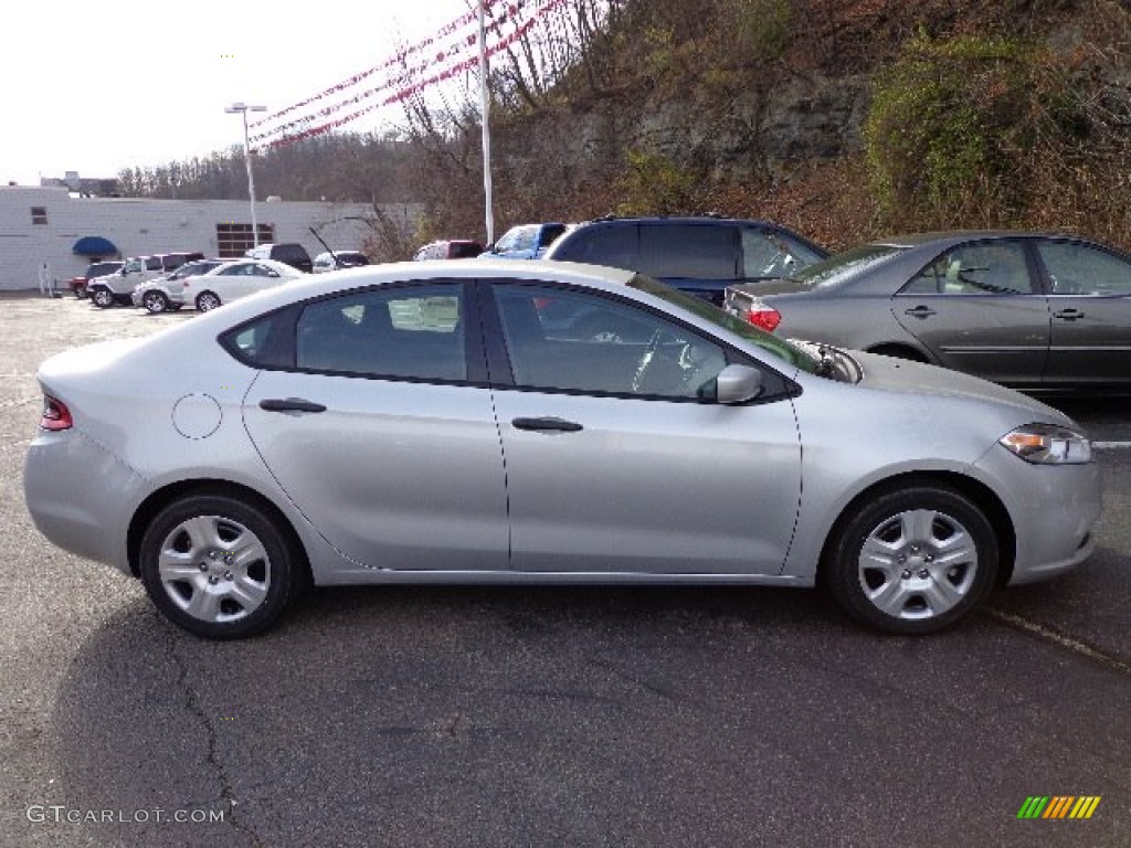 2013 Dart SE - Bright Silver Metallic / Black photo #6