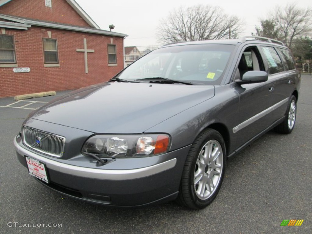 Titanium Gray Metallic 2004 Volvo V70 2.5T Exterior Photo #74241887