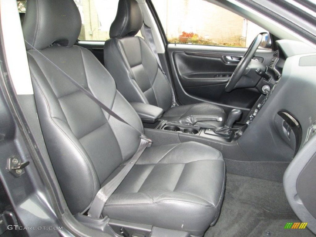 Graphite Interior 2004 Volvo V70 2.5T Photo #74242127