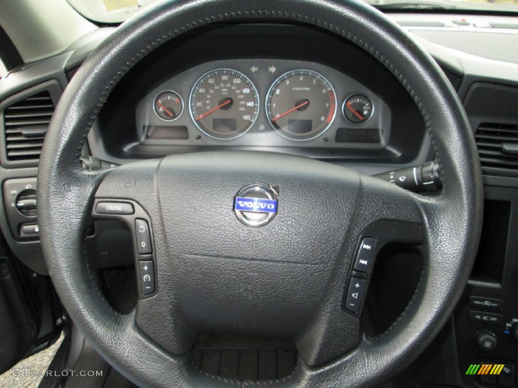 2004 Volvo V70 2.5T Graphite Steering Wheel Photo #74242283