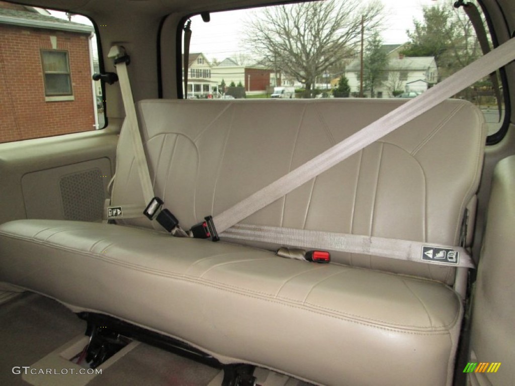 2001 Ford Expedition Eddie Bauer 4x4 Rear Seat Photo #74243366