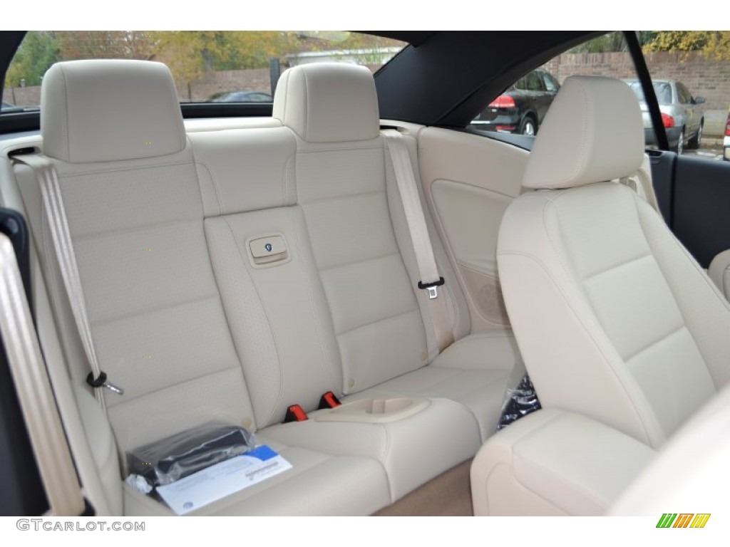 2013 Volkswagen Eos Komfort Rear Seat Photo #74244278