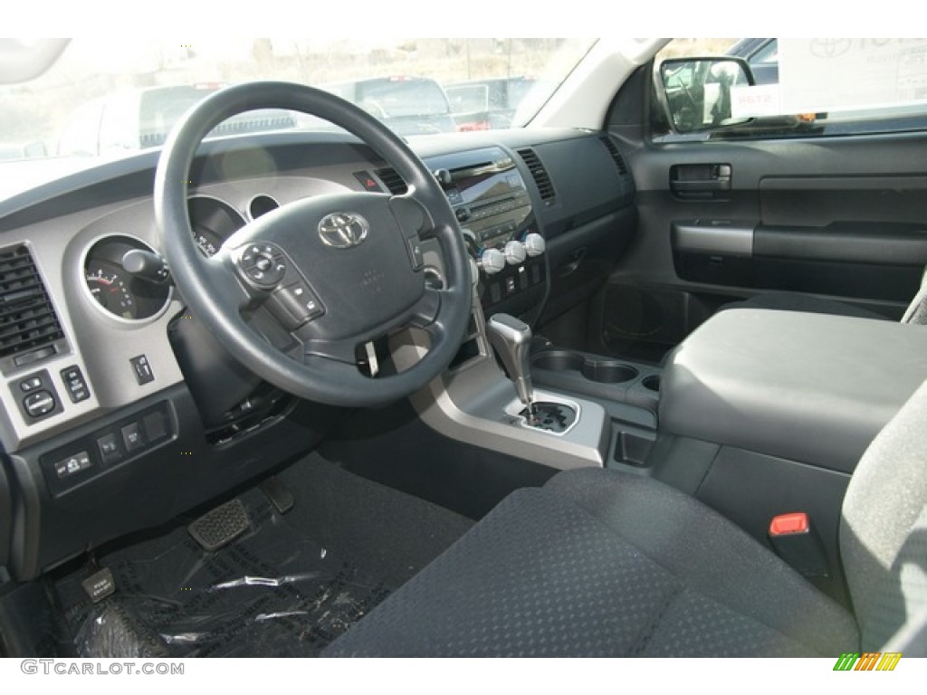 2013 Tundra SR5 Double Cab 4x4 - Super White / Black photo #5