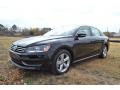 Black - Passat 2.5L SE Photo No. 1