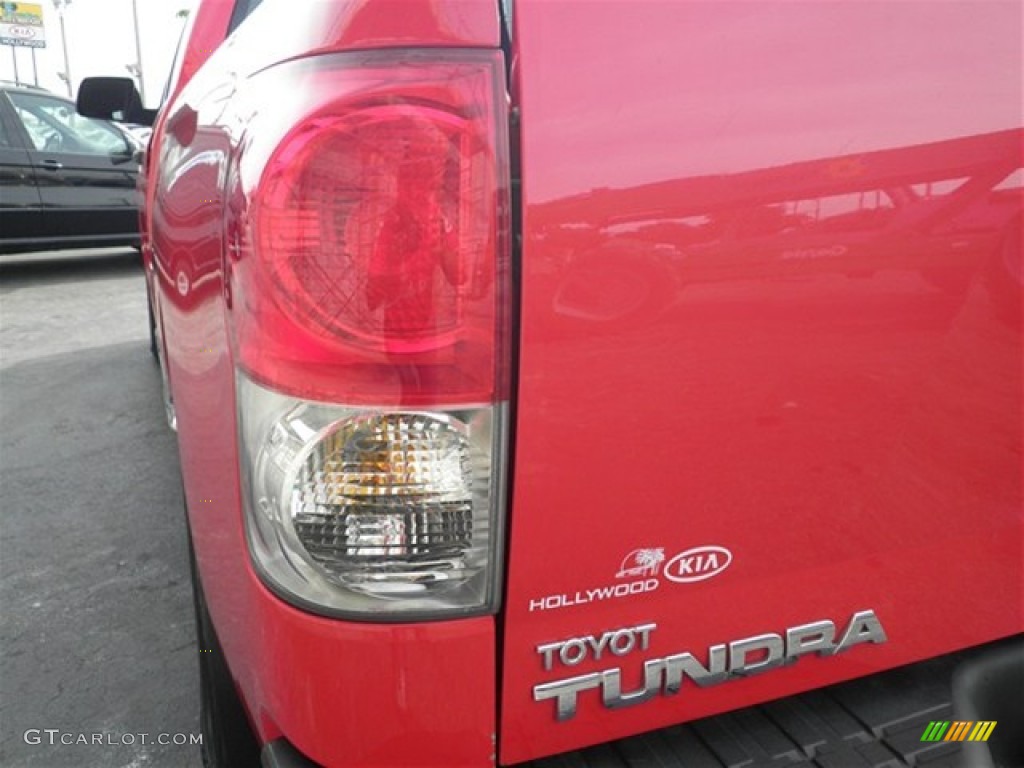 2008 Tundra SR5 Double Cab - Radiant Red / Graphite Gray photo #10