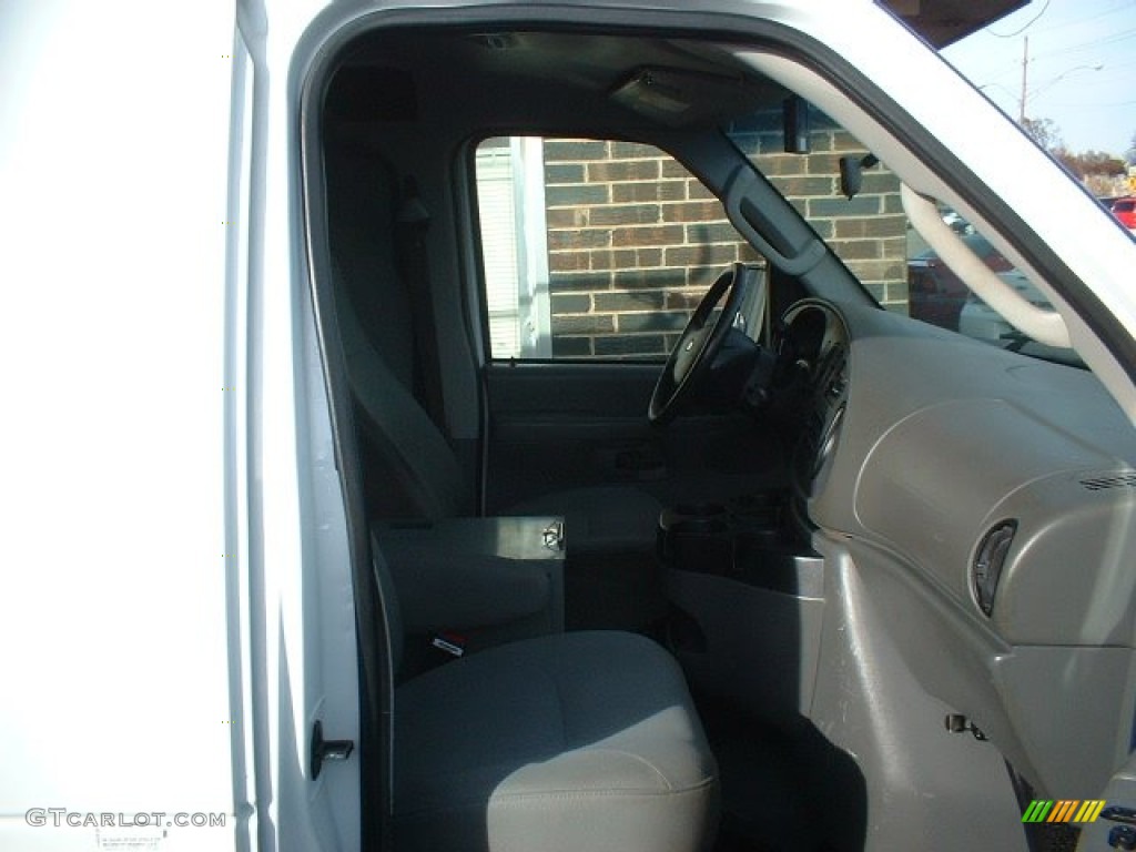 2007 E Series Van E350 Super Duty Commercial - Oxford White / Medium Flint Grey photo #3