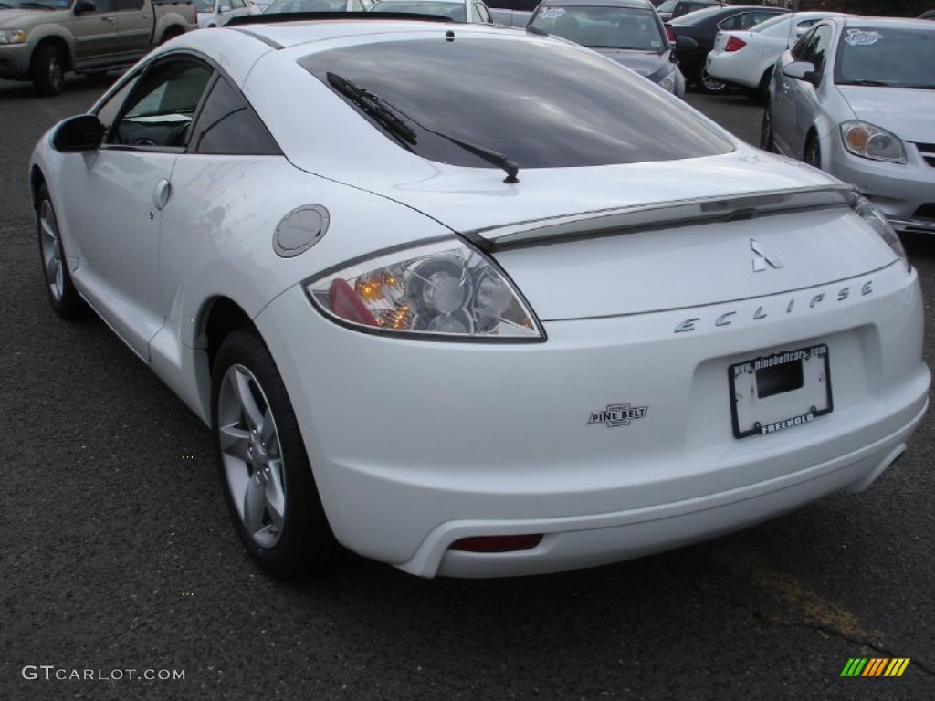 2009 Eclipse GS Coupe - Northstar White Satin / Dark Charcoal photo #6