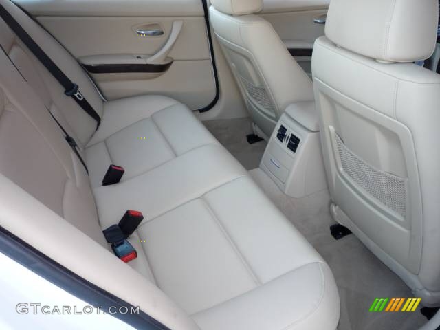 2006 3 Series 325i Sedan - Alpine White / Beige photo #23