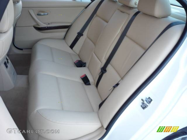 2006 3 Series 325i Sedan - Alpine White / Beige photo #24