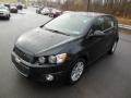Black Granite Metallic - Sonic LT Hatch Photo No. 4